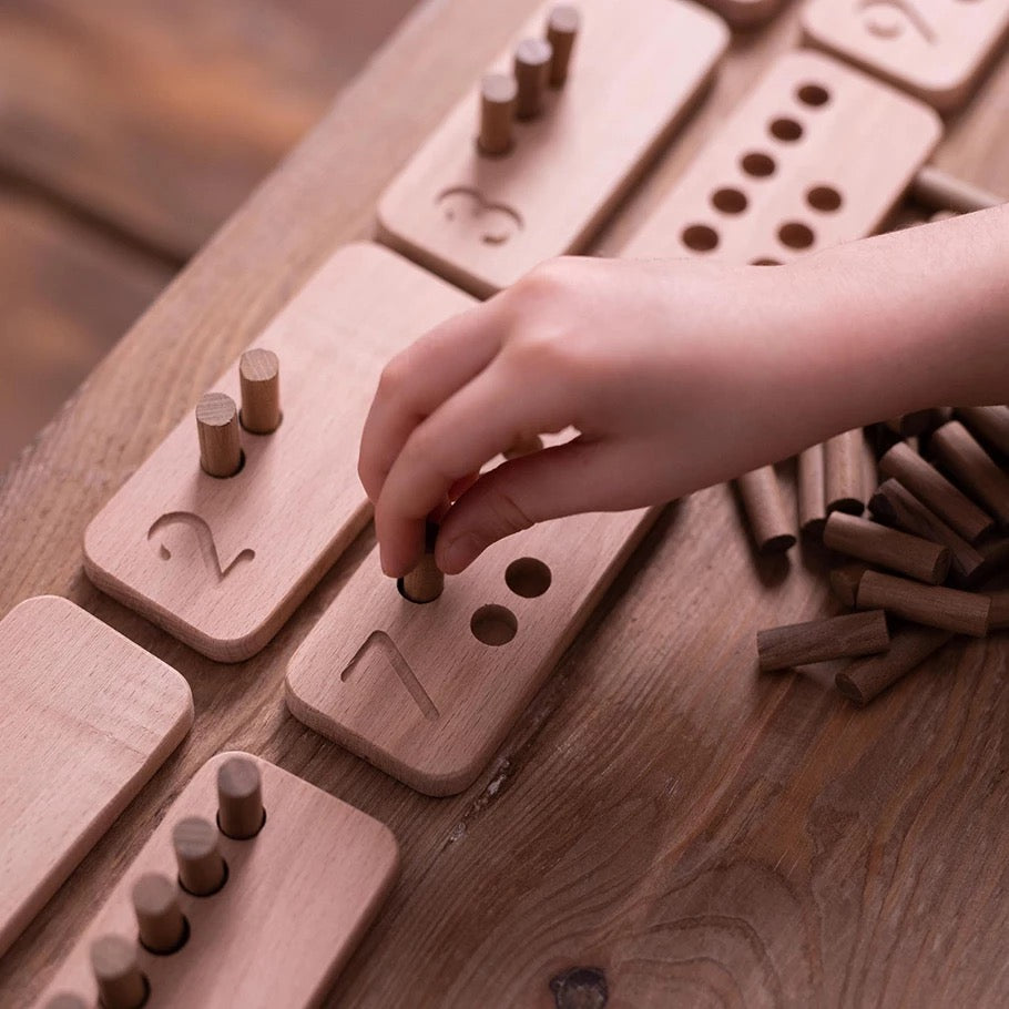 Counting Tray ( Walnut Wood )